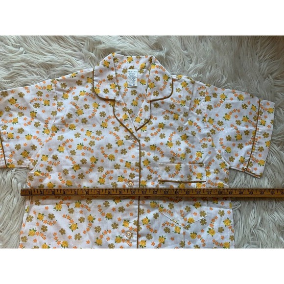 vintage Sheila Anne Floral patten sleep top Button Up retro EUC USA made - Picture 6 of 6
